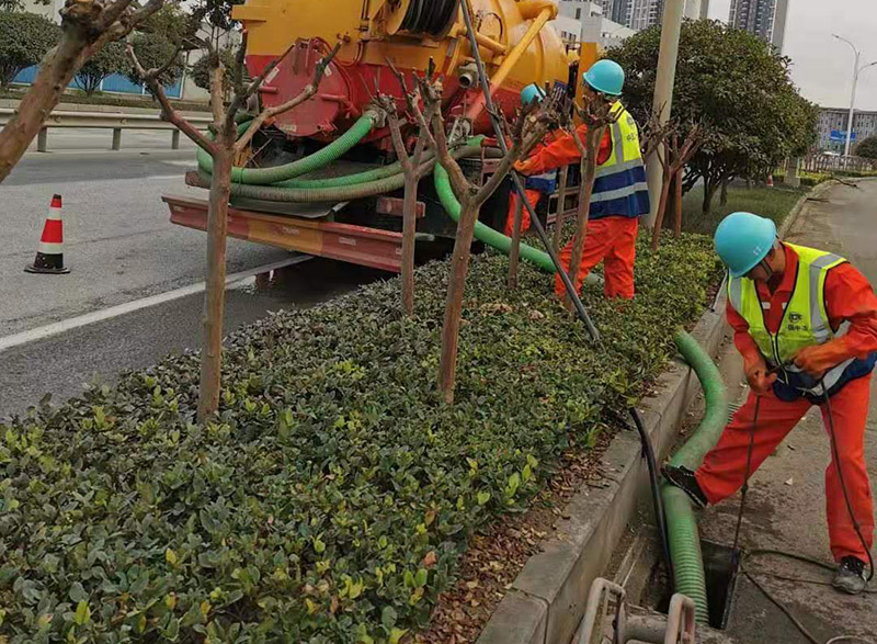 同江市政管道清淤